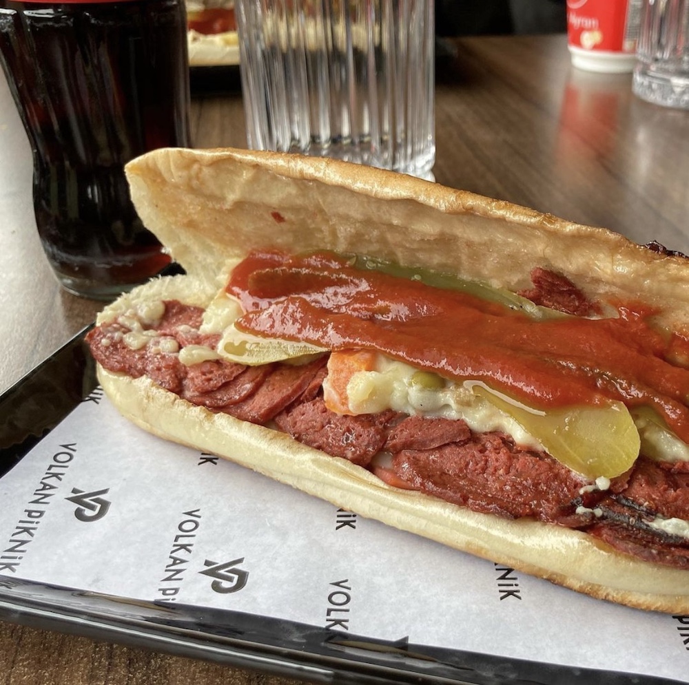 Volkan Piknik, Çayyolu